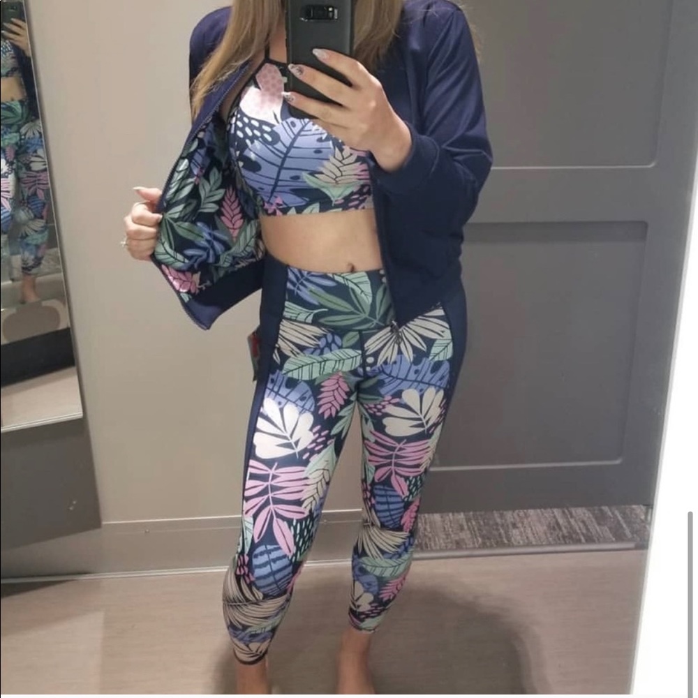 JoyLab Reversible Floral Jacket - Picture 3 of 4